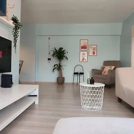 3 Bedroom Modern Flat In Ortakoey Near Bosphorus *
