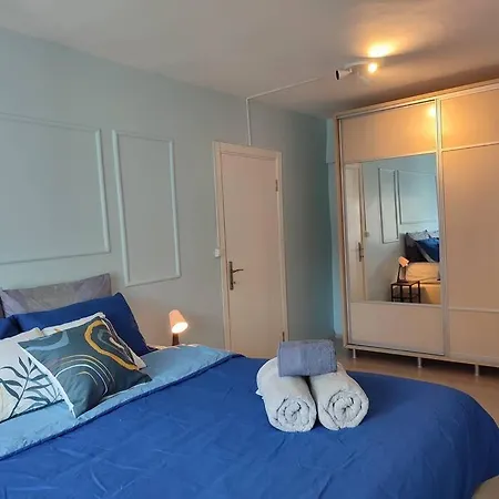 Apartamento 3 Bedroom Modern Flat In Ortakoey Near Bosphorus Estambul